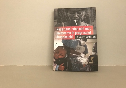 nederland: stop niet met investeren in progressief drugsbeleid